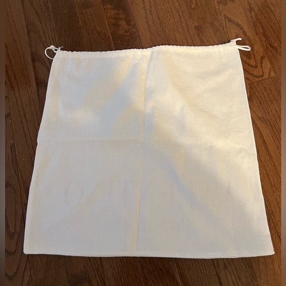 100% Authentic Valentino Dust Bag New - Picture 2 of 8